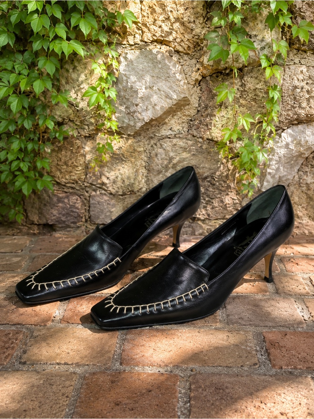 FALCHI BY CARLOS FALCHI Classic Luxury Whipstitch Black Leather Heels, 7.5B